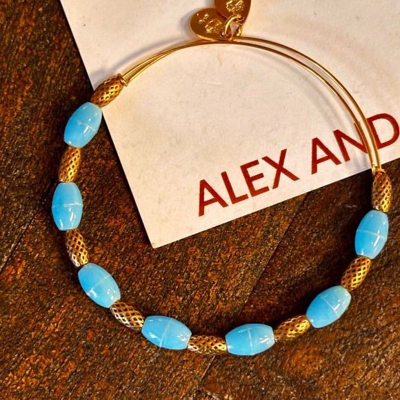 Alex and Ani VINTAGE BEADED Gold Bracelet with Sky Blue Beads - Picture 1 of 3